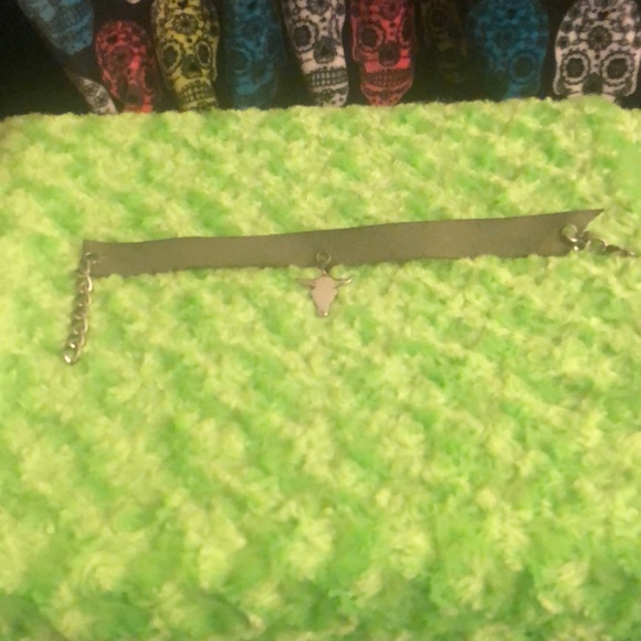 Swarovski Cow skull choker - Picture 8 of 8